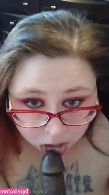 miss-ash - fuck guess we goin there tonight.. check your messages 😅😅😅