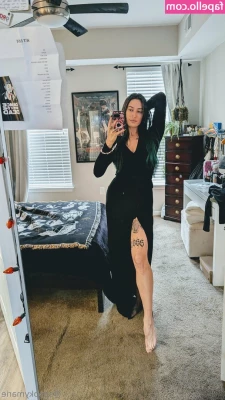 spookymarie - hello, i am cold and it is rainy pls gib warmth  thank u 🥹 