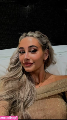 Sophiesnazz - Mmmmm  do you like the tan lines
