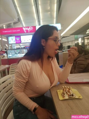 Vivi Becerra [ vivi-becerra ] - Almost got caught fucking my sneaky link  HER bf was in the party