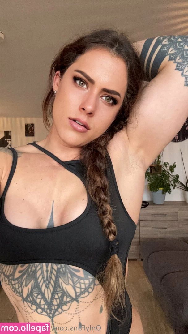 janineschmidt - Boobs make it all better right?