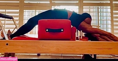 LoveJowell - Some up close booty pics