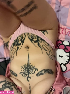 Lilkas - Enormous cream pie in my pussy 😍💦🥧