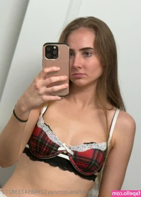 raegan2025 - Waiting for you to check your DM😘Cum and play with me💦