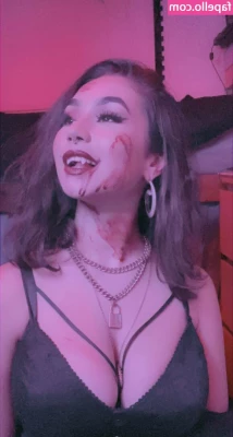 sinningwolf_cosplay [ sinningwolf-cosplay ] - Lick my boobs