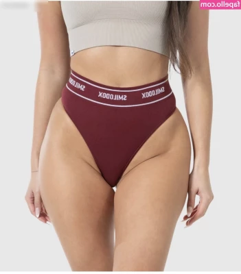 Jasmin Penelope [ jasmin-penelope ] - peach full bottom panties wrapped around this big bouncing jiggly