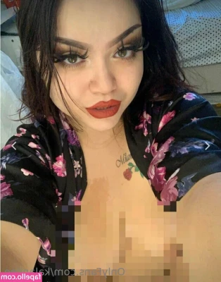 kalanilee - Watch   me play with my Tcock    If it turns you   on you re gay   I