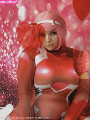 baronessvontcosplayfree - I need someone to get my back