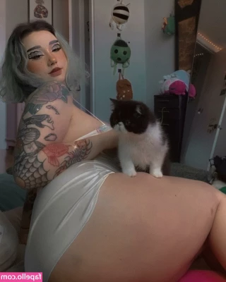  [ midoribug-7 ] - Hello  my loyal slave  You wouldn t know what to do with freedom even