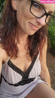 jeanienorth - Hot and juicy pussy for everyone  How many cocks come in