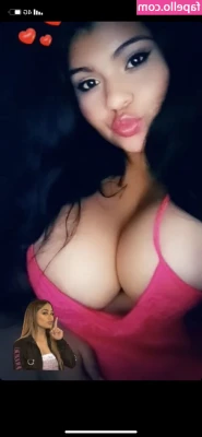  [ jai-nice ] - Second post today ! Happy Friday 🌺 Hot outfit...Fishnets