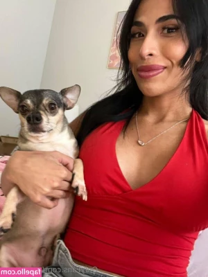 averylustx - What part of my body are you exploring first??💭