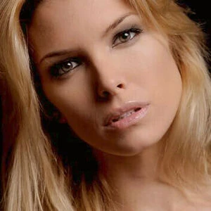 mistress_blond