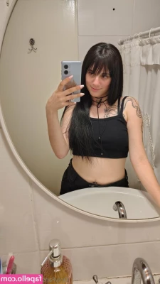kittypie1 - A little booty for you this evening