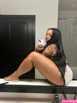 drippinvelvet - Mesmerizing you with my perfect feet  Your going to look closely to