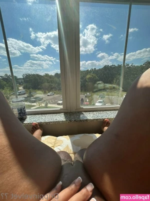 drippinvelvet - Slide your dick in here 😝