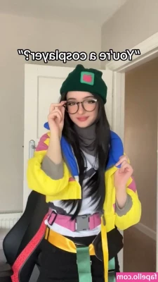 Toxic Tenshi [ toxic-tenshi ] - Last night I was so horny I got the machine back out and used both of