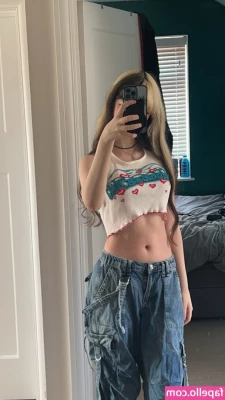 Toxic Tenshi [ toxic-tenshi ] - Someone help me stretch xx