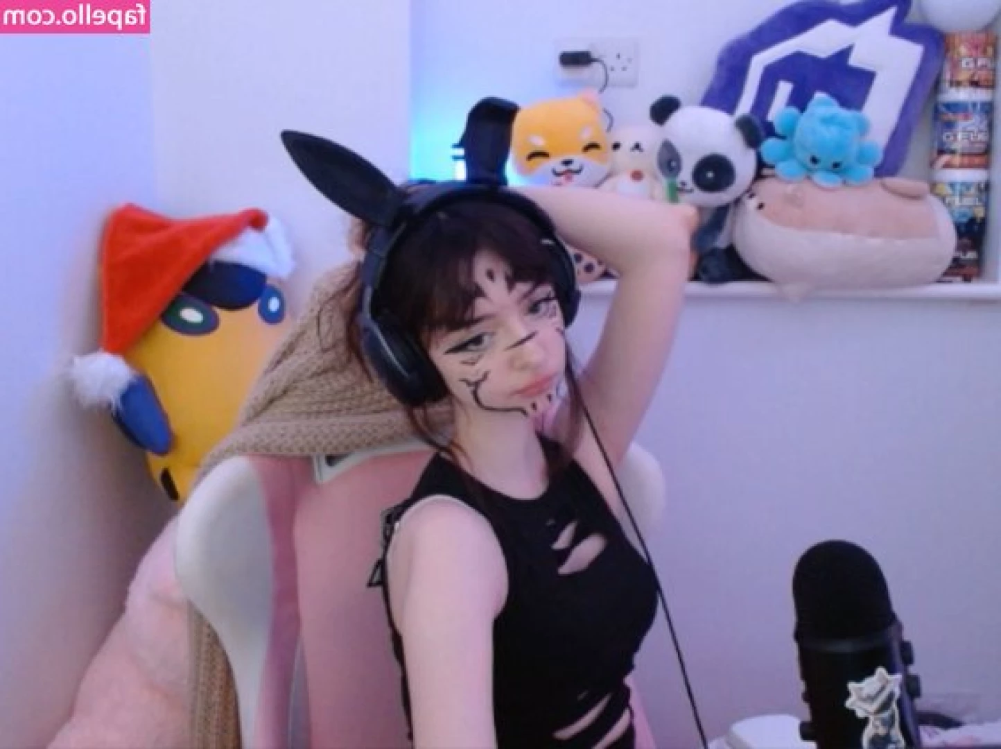 Toxic Tenshi [ toxic-tenshi ] - You like my pussy a lot and you are going to love watching me
