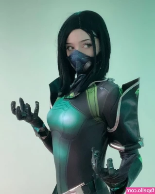 Toxic Tenshi [ toxic-tenshi ] - Content coming soon November