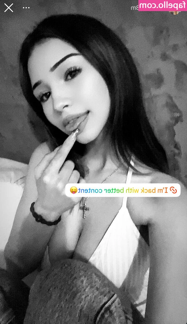 Jadjin - I love showing off my ass