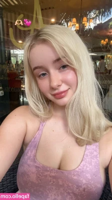 Dasha Gartman [ dasha-gartman ] - Black