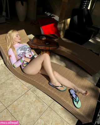 Dasha Gartman [ dasha-gartman ] - BA on Sexy Sunday 2 of 2 Make up for 11 13