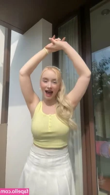 Dasha Gartman [ dasha-gartman ] - Fuck my hole