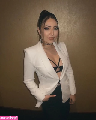 Shelby Young [ shelby-young ] - I don’t post here a lot but I post full sets on my paid Onlyfans
