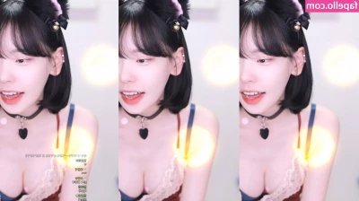 Korean Afreeca Streamer [ korean-afreeca-streamer ] - Hi my love! Do you like see my dick hard 🍆👄