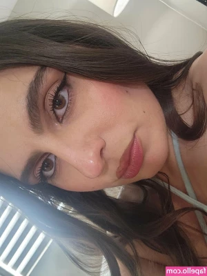 LuciaLonelyStar - want a kiss  NEVER LOSER