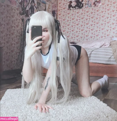 Sora4kawu, Sora_4ka, Emilyfluffy, Emily_Qween [ sora4kawu-sora-4ka-emilyfluffy-emily-qween ] - If you went out for dinner with me  Would you like to ask me what s