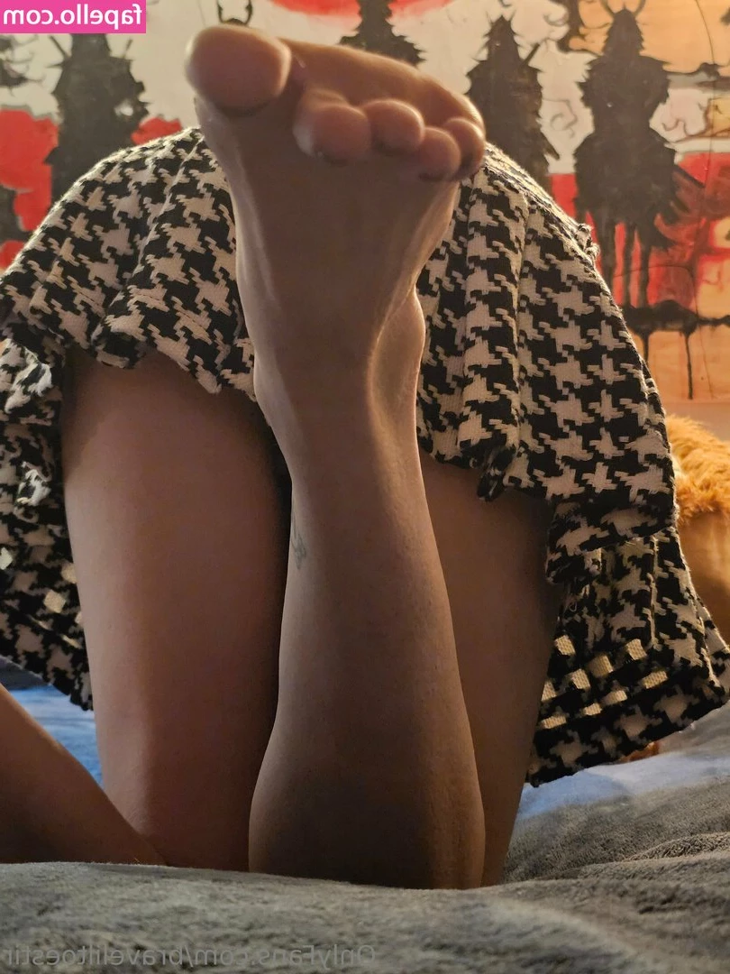 braveliltoestir - cumm fuck mommy ....