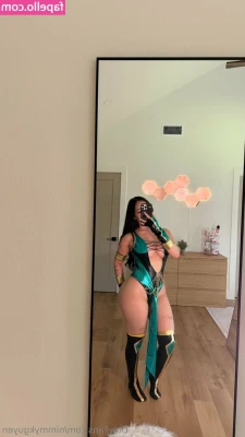 Nimkgyugen [ nimkgyugen-5 ] - FULL VIDEO Topless Hair Tease - Playing w My hair while wearing