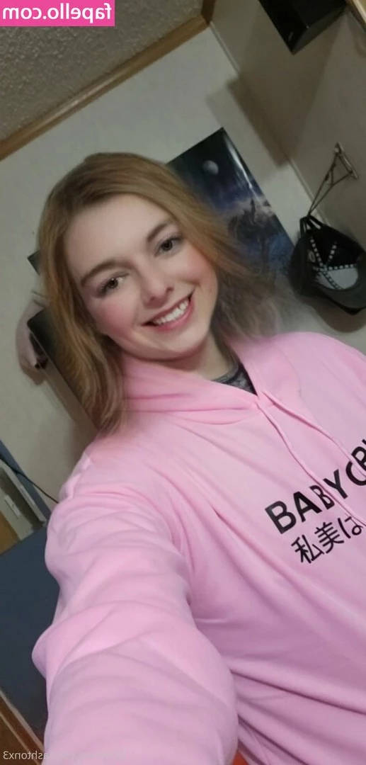 ashtonx3 - Lay on my chest and listen to my heart.💓