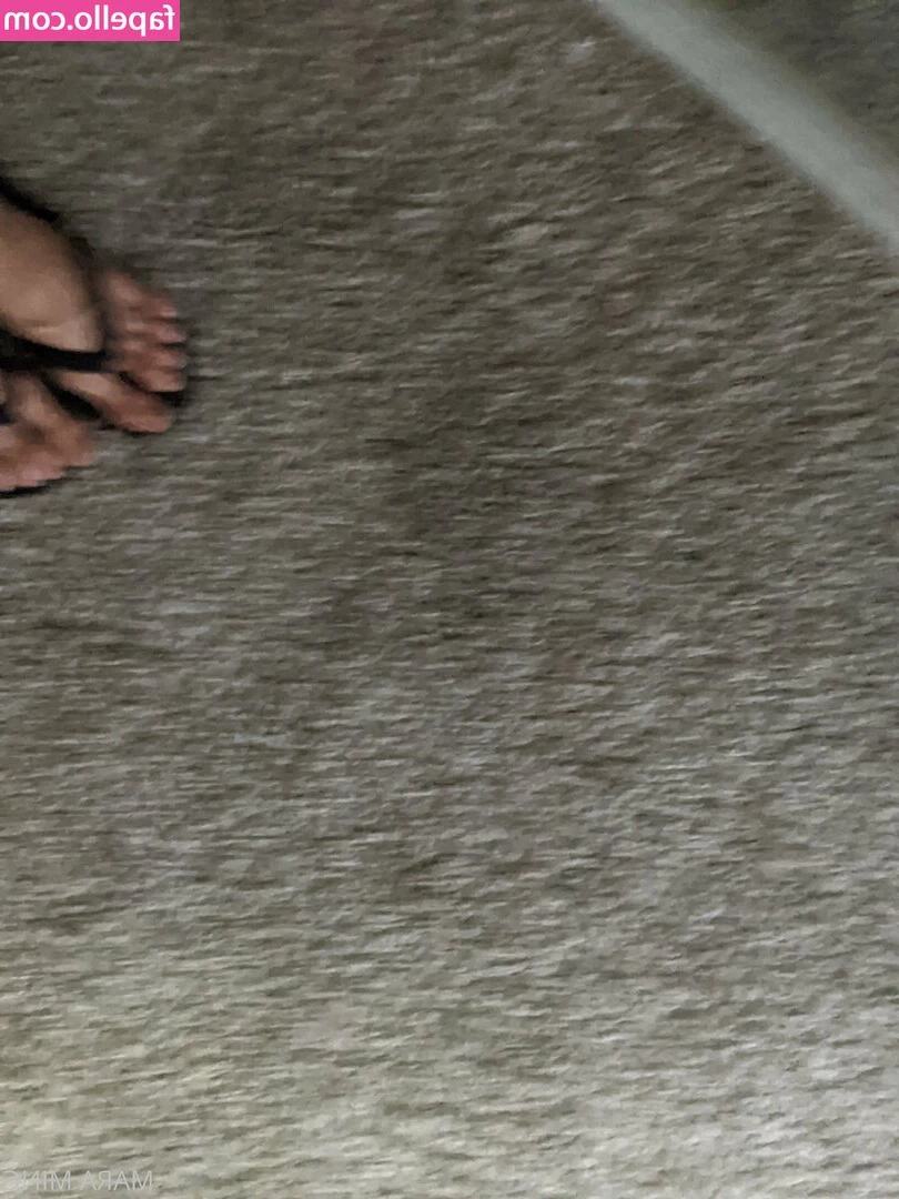 mara_ming [ mara-ming ] - I’m finally in my new house!! 😅😭😅😭 I made this titty