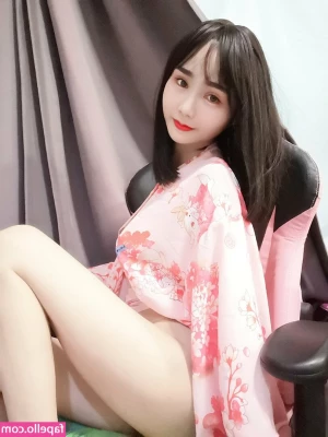 valentine8_official [ valentine8-official ] - Dm me for more of this