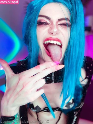 iamvirtuallady - tonight s burlesque look  lt 3