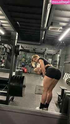 Nikkafit - Super wet during this workout  It actually started to show on my