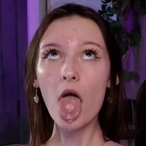 UrLittleVikky