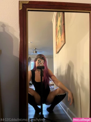 ellabb20244 - should I film some content in the living room while Connor is in the