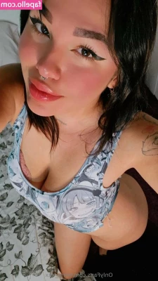 nena_xxx [ nena-xxx ] - Will you give me a butt massage