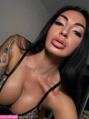 mbianka - Full video from outfit set  Watch me get stuffed   hope you love this
