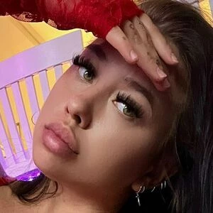 kimberly-leon