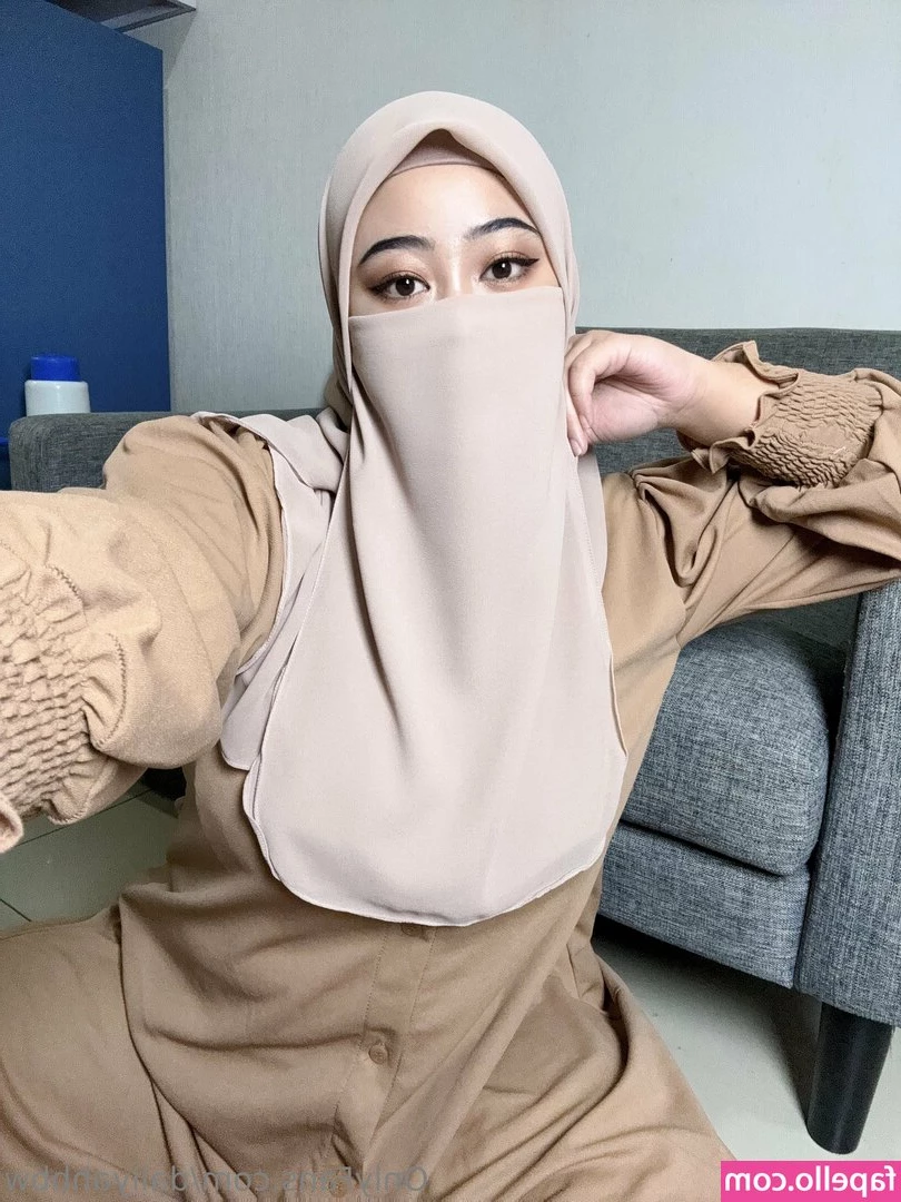 daliyahbbw - You found out that I ve been bullying your girlfriend  and now you