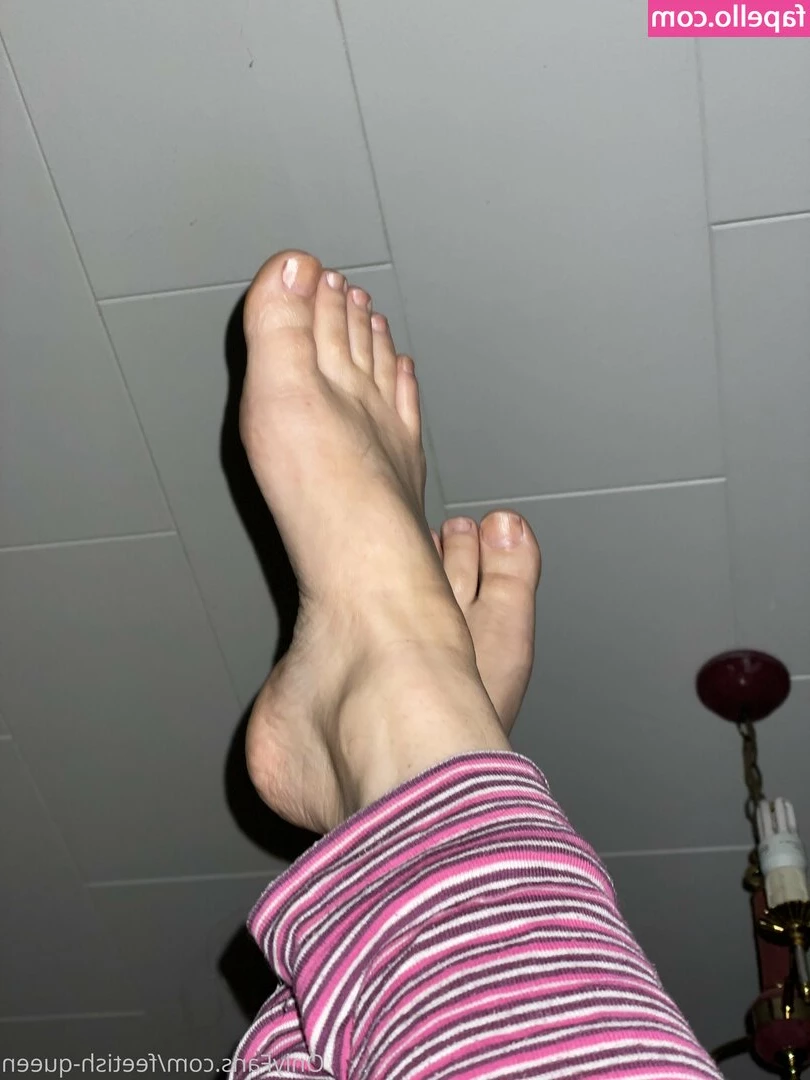 feetish-queen - When you know all you can do is submit to your
