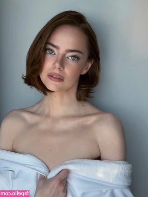 Emma Stone [ emma-stone-1 ] - Finally my panties are off!