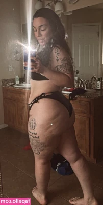 Flaunityoirway_444 [ flaunityoirway-444 ] - Do you mind if I sit on your lips?👄👈🏻 Do you think my ass