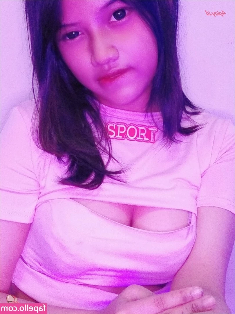 Acay Nabila [ acay-nabila ] - Hey babe i need some company and i m so horny   Tell me what would