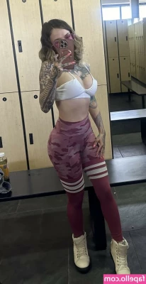 Alexandrianfall - Happy Sunday everyone  We re back with part 2 of our shoot and it